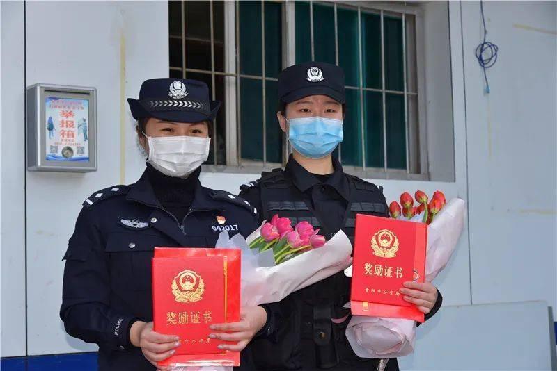 来,请乡贤评评理